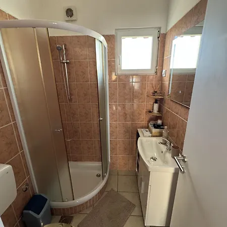 아파트 Didovi Dvori With Jacuzzi