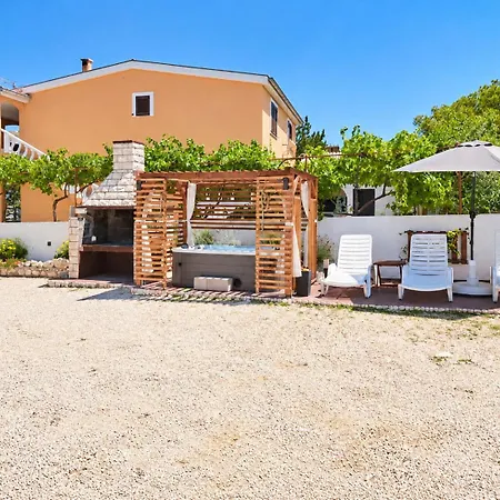 Didovi Dvori With Jacuzzi Appartement *